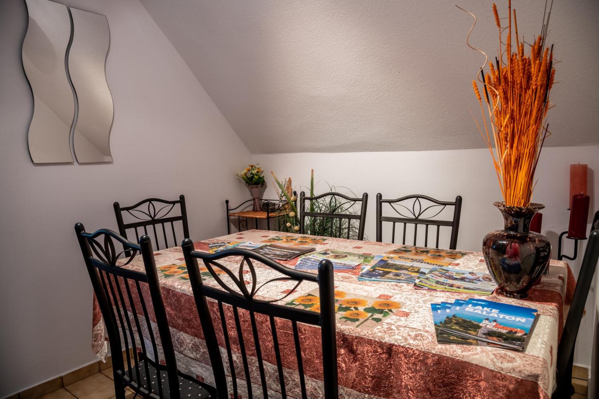 Magdalena Apartmanház Keszthely Kültér fotó